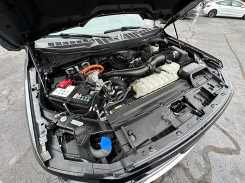 Used 2024 Ford F150 XLT w/ Mobile Office Package image 31