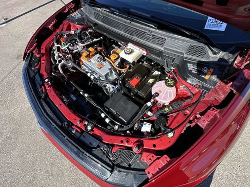 Used 2025 Chevrolet Equinox EV LT w/ Convenience Package II image 36