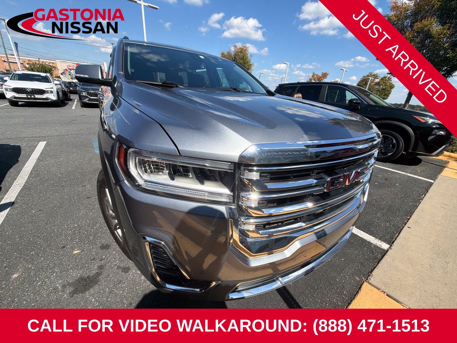 Used 2021 GMC Acadia SLT FWD image 1