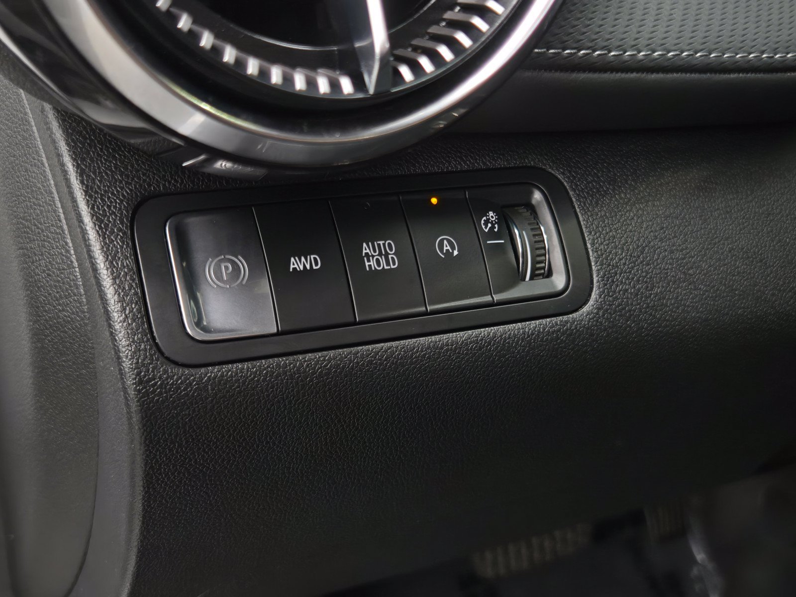 Used 2025 Chevrolet Equinox LT w/ Convenience Package II AWD/4WD image 17