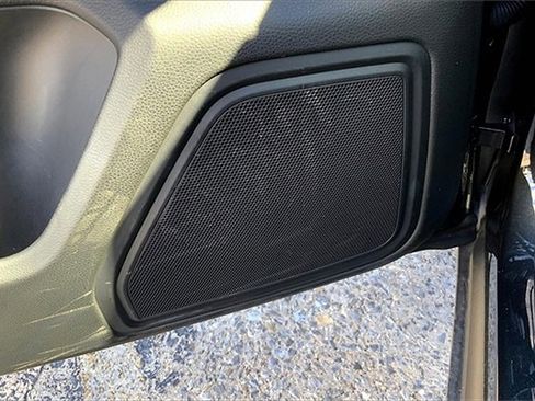 Used 2023 Porsche Macan image 33