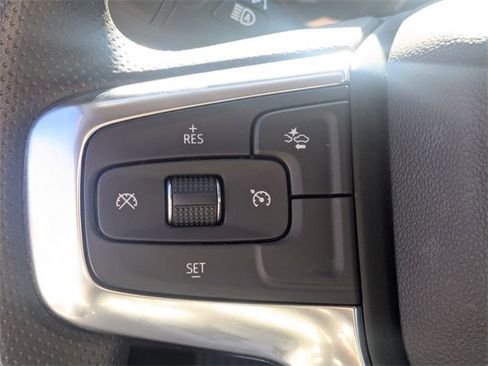 Used 2024 Chevrolet Blazer LT w/ Convenience Package image 17