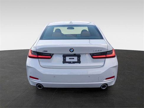 Certified 2025 BMW 330i xDrive Sedan image 8