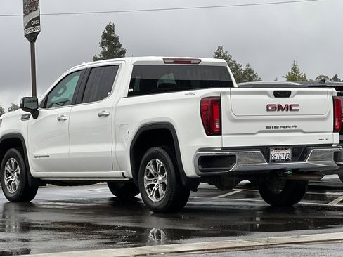 Used 2024 GMC Sierra 1500 SLT image 6