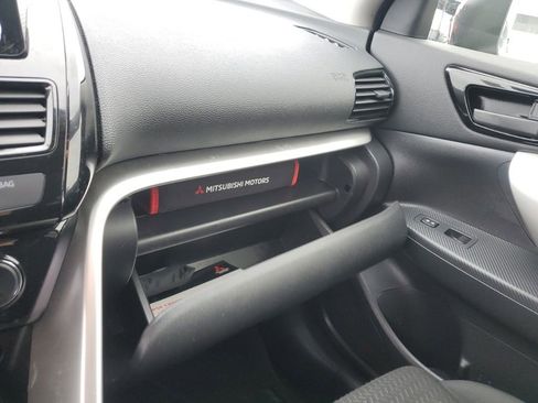 Used 2024 Mitsubishi Eclipse Cross Black Edition image 21