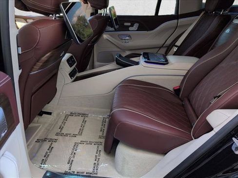 New 2026 Mercedes-Benz Maybach GLS 600 4MATIC image 16