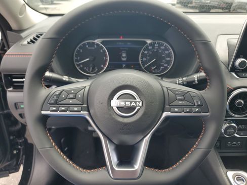 New 2025 Nissan Sentra SR w/ Midnight Edition image 22