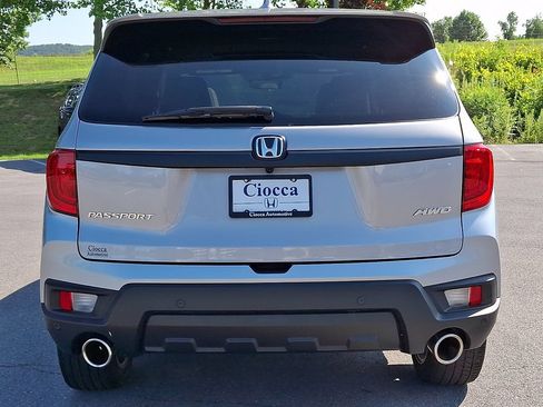 Used 2023 Honda Passport EX-L image 7