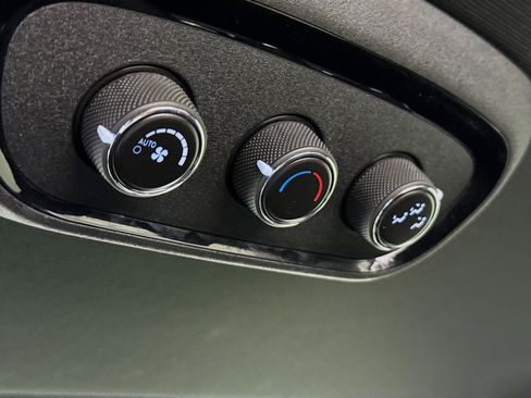 Used 2024 Dodge Durango R/T image 42