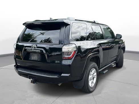 Certified 2024 Toyota 4Runner SR5 AWD/4WD image 6