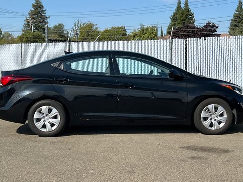 Used 2016 Hyundai Elantra SE FWD image 6