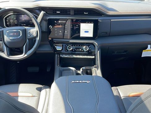 New 2026 GMC Sierra 3500 AT4 w/ AT4 Premium Plus Package image 16