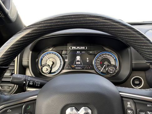 Used 2020 RAM 1500 Limited AWD/4WD image 14