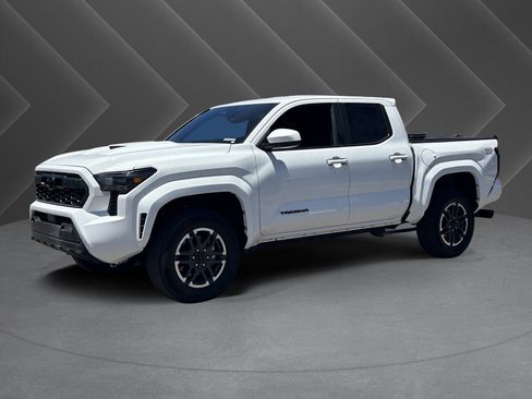 Used 2025 Toyota Tacoma TRD Sport AWD/4WD image 34