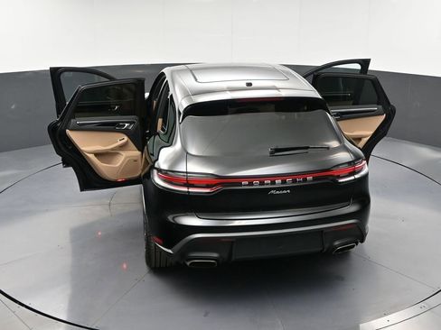 New 2026 Porsche Macan AWD/4WD image 34