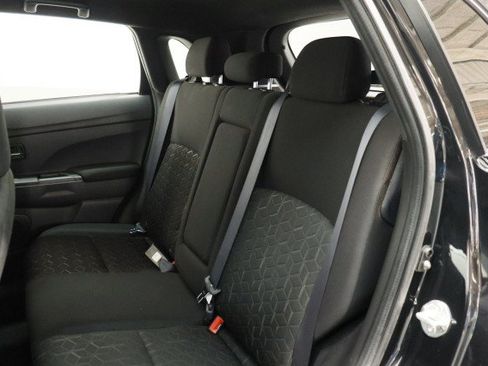 Used 2025 Mitsubishi Outlander Sport AWD image 29