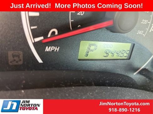 Used 2013 Toyota Corolla LE FWD image 10