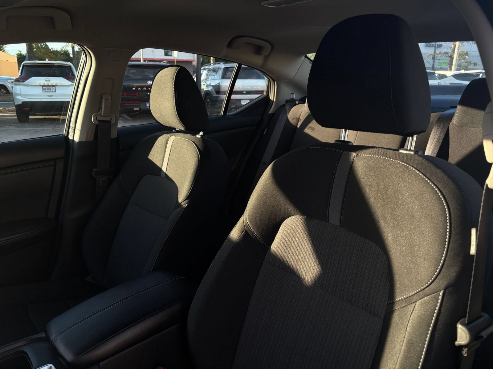 Used 2025 Nissan Sentra SV FWD image 31