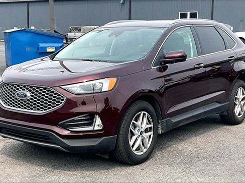 Used 2024 Ford Edge SEL w/ Convenience Package AWD/4WD image 2