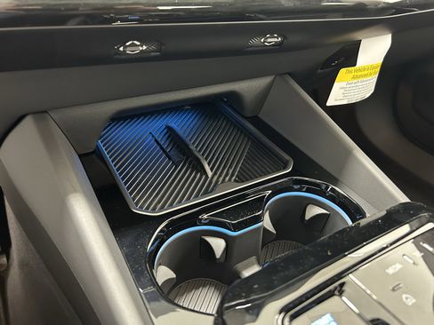 Used 2025 BMW i5 M60 w/ Premium Package image 20