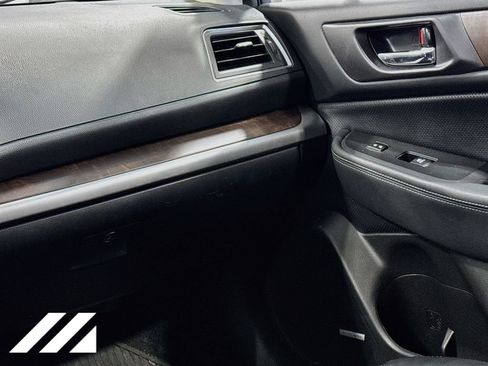 Used 2015 Subaru Outback 2.5i Limited AWD/4WD image 28
