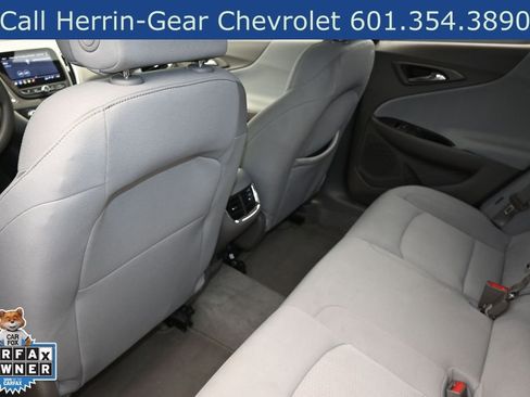 Used 2025 Chevrolet Malibu LT FWD image 15