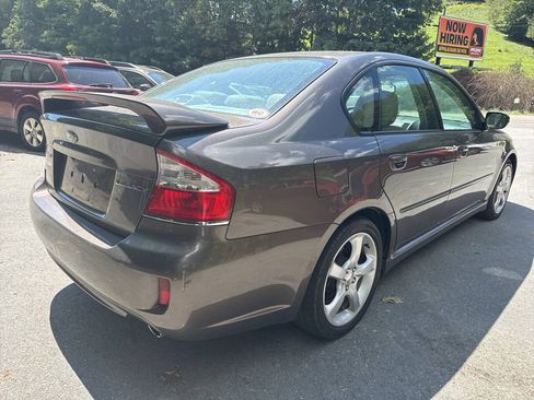 Used 2009 Subaru Legacy 2.5i Special Edition AWD/4WD image 6