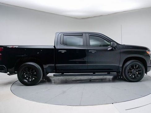 Used 2023 Chevrolet Silverado 1500 Custom w/ LPO, Dark Essentials Package image 8
