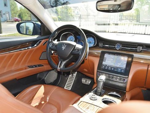 Used 2019 Maserati Quattroporte S GranLusso Q4 AWD/4WD image 21