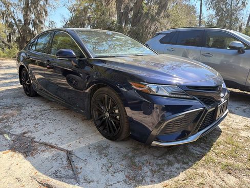 Used 2022 Toyota Camry XSE image 2