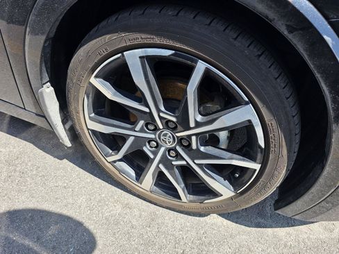 Used 2023 Toyota Prius Prime FWD image 10