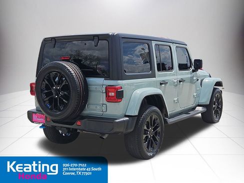 Used 2023 Jeep Wrangler Unlimited Sahara w/ Cold Weather Group image 8