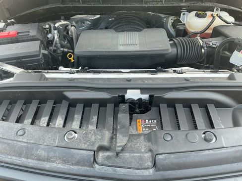 Used 2025 Chevrolet Silverado 1500 W/T w/ Trailering Package AWD/4WD image 25