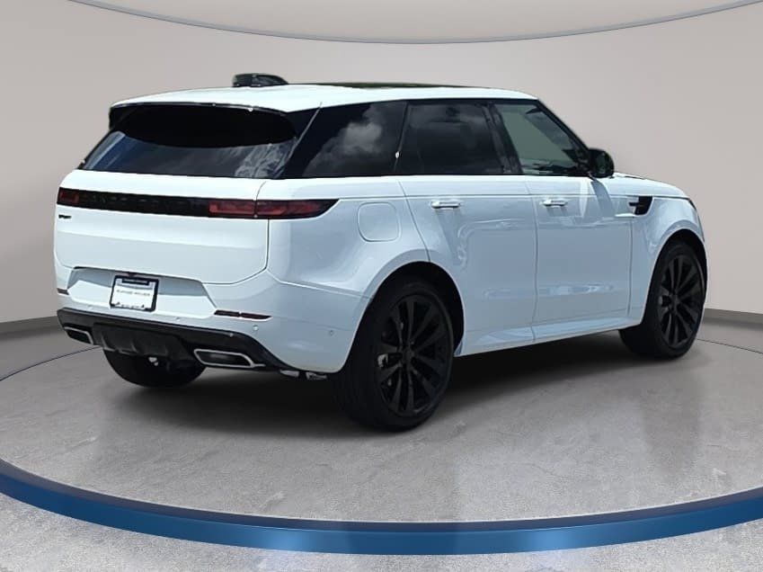 New 2026 Land Rover Range Rover Sport Dynamic SE AWD/4WD image 5