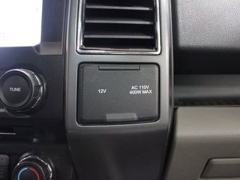 Used 2018 Ford F150 XLT w/ Equipment Group 302A Luxury AWD/4WD image 53
