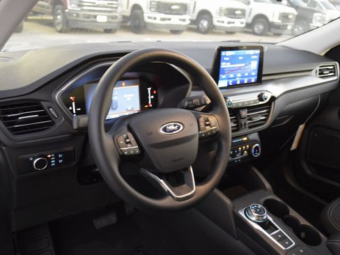 New 2026 Ford Escape Active image 17