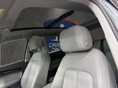 Used 2019 Audi Q5 Prestige w/ Prestige Package AWD/4WD image 37