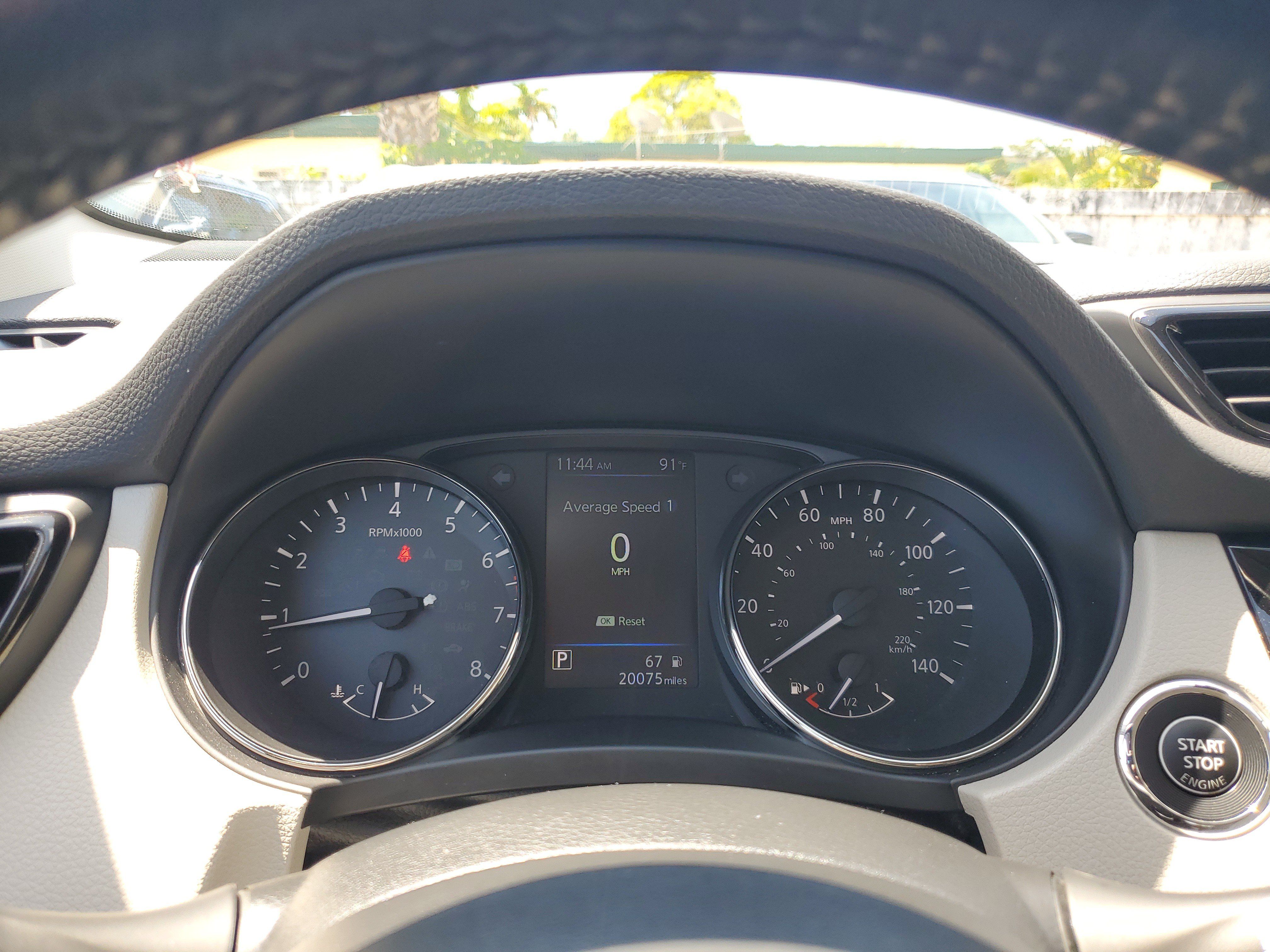 Certified 2022 Nissan Rogue Sport SV w/ Technology Package FWD image 32