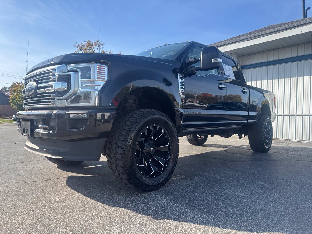Used 2021 Ford F250 Limited w/ FX4 Off-Road Package AWD/4WD image 3