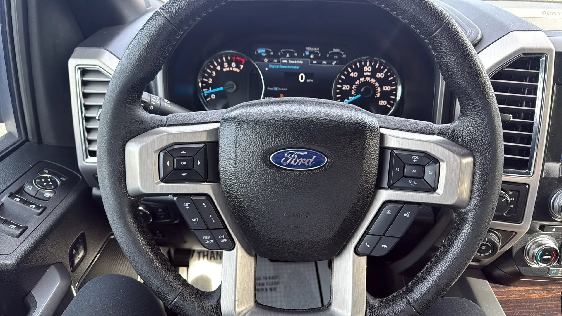 Used 2016 Ford F150 Platinum w/ Technology Package AWD/4WD image 17