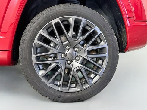 Used 2022 Jeep Compass Limited w/ (RED) Package AWD/4WD image 34