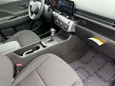 New 2026 Hyundai Kona SE AWD/4WD image 14