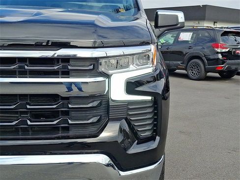 Used 2023 Chevrolet Silverado 1500 LT image 9