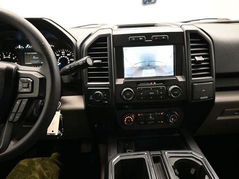 Used 2018 Ford F150 XL w/ Equipment Group 101A Mid AWD/4WD image 19
