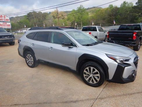 Used 2023 Subaru Outback Premium w/ Popular Package #1 image 3