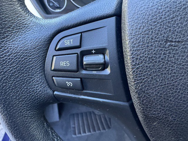 Used 2018 BMW 320i xDrive Sedan w/ Convenience Package AWD/4WD image 22