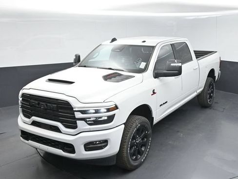 New 2026 RAM 2500 Laramie w/ Night Edition AWD/4WD image 33