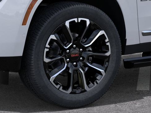 New 2026 GMC Yukon Denali w/ Denali Reserve Package AWD/4WD image 9