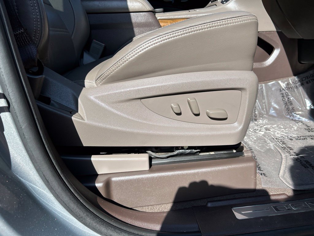 Used 2019 GMC Yukon XL Denali AWD/4WD image 49