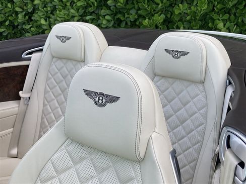Used 2017 Bentley Continental GT AWD/4WD image 16